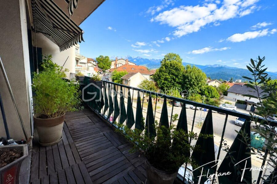 Appartement à vendre à La tronche — Vue montagne — photo 2