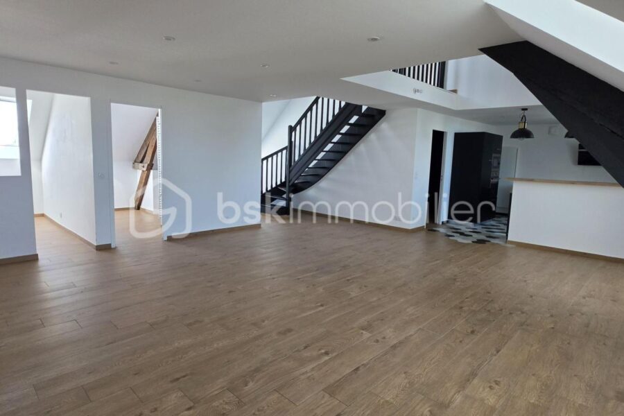 Appartement à vendre à Fougeres — Vue sur la ville — photo 2