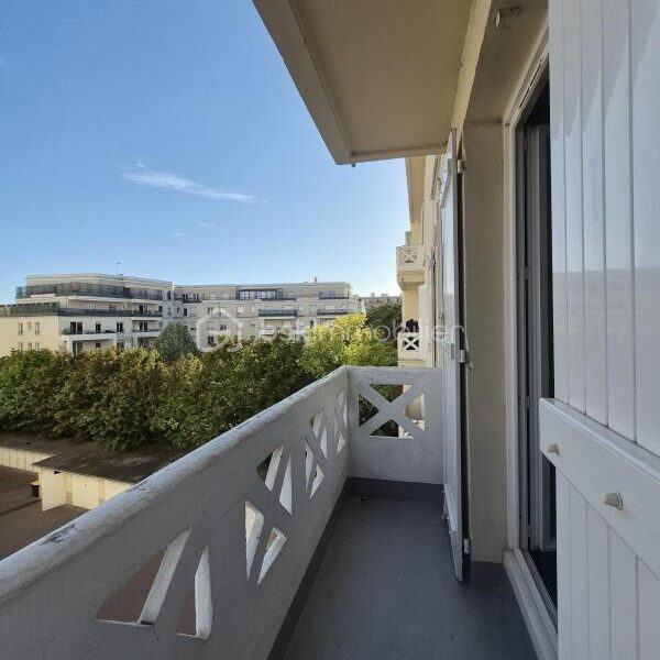 Appartement à vendre à Colombes — Vue sur la ville — photo 2