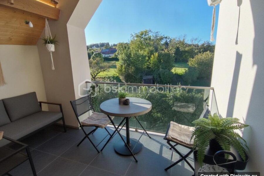 Appartement à vendre à Pirey — Vue nature — photo 1