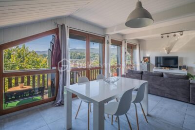 Appartement à vendre à Sales