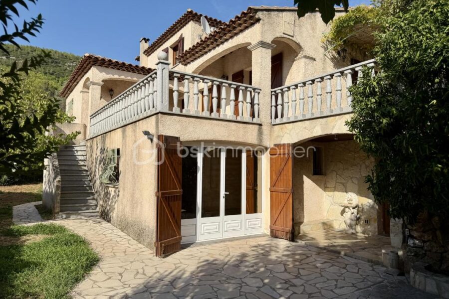 Maison à vendre à Sollies toucas — Vue nature — photo 2