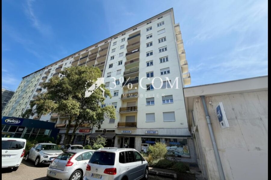 Appartement à vendre à Strasbourg — Vue sur la ville — photo 2