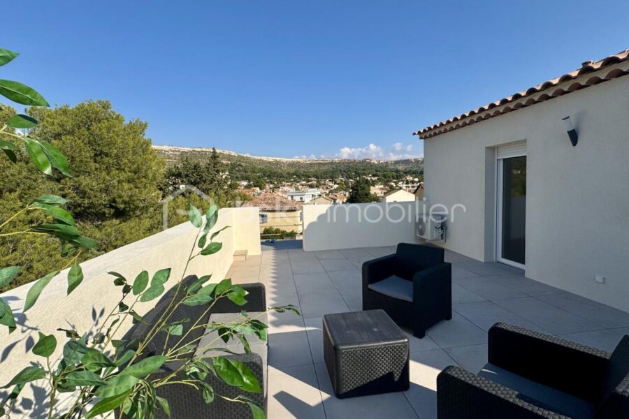 Appartement à vendre à Rognac — Vue mer — photo 2