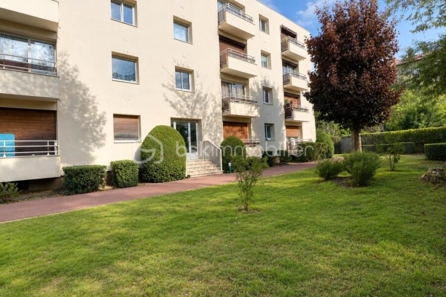 Appartement à vendre à Rueil malmaison — Vue parc & jardin — photo 2
