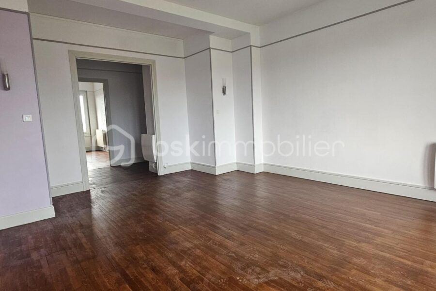Appartement à vendre à Vichy — Vue sur la ville — photo 2
