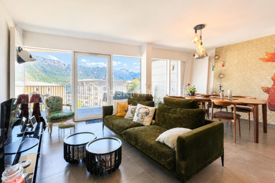 Appartement à vendre à Annecy — Vue montagne — photo 2