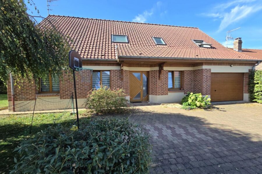 Maison à vendre à Cambrai — Vue dégagée — photo 2