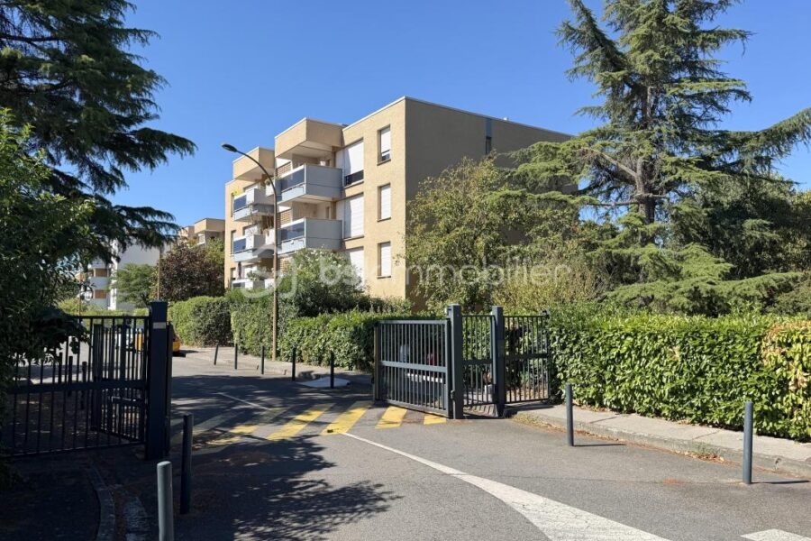 Appartement à vendre à Toulouse — Vue parc & jardin — photo 2