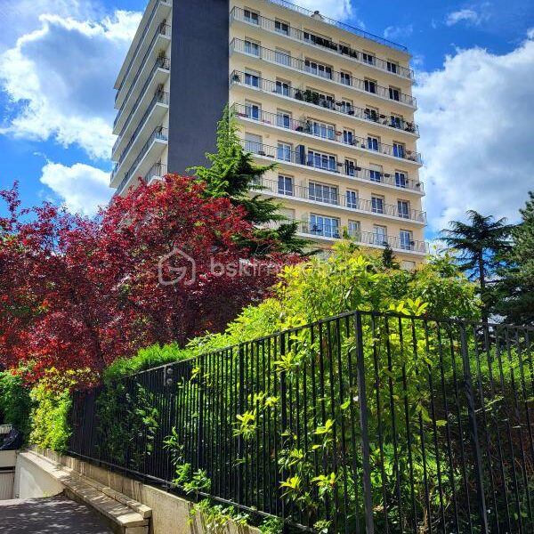 Appartement à vendre à Paris 15e arrondissement — Vue parc & jardin — photo 2