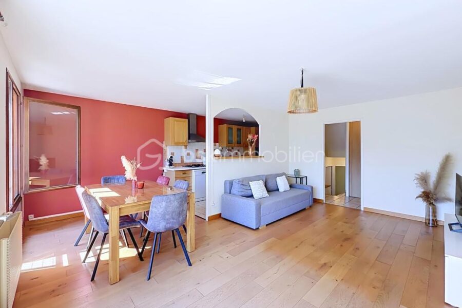 Appartement à vendre à Crolles — Vue montagne — photo 2