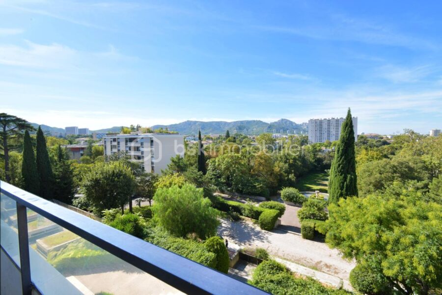 Appartement à vendre à Marseille 9e arrondissement — Vue parc & jardin — photo 1
