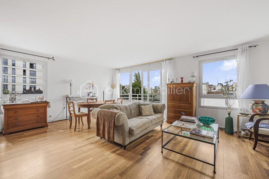 Appartement à vendre à Paris 14e arrondissement — Vue sur la ville — photo 2