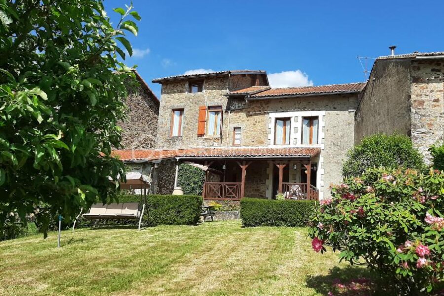 Maison à vendre à Saint christophe — Vue dégagée — photo 2
