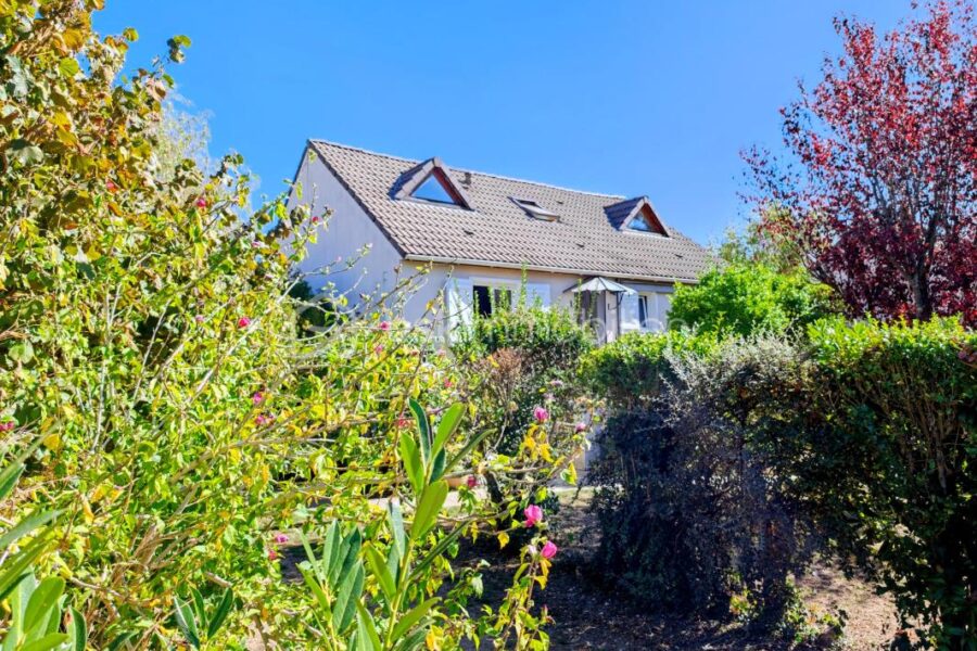Maison à vendre à Epone — Vue parc & jardin — photo 2