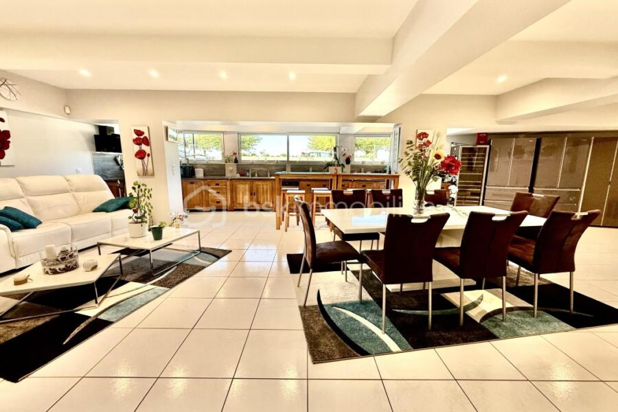 Appartement à vendre à Royan — Vue mer — photo 2