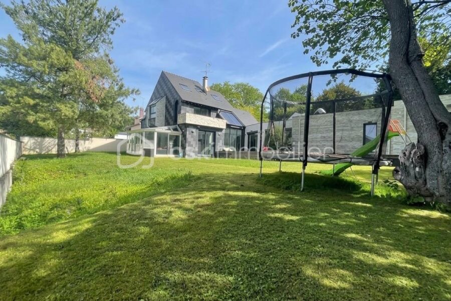 Maison à vendre à Soisy sous montmorency — Vue dégagée — photo 1