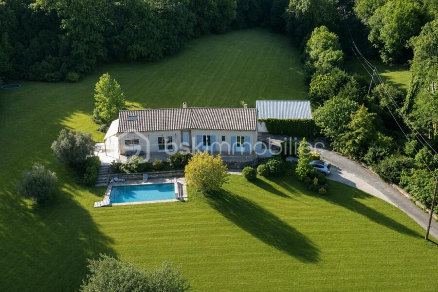 Maison à vendre à Saint pons de thomieres — Vue nature — photo 2