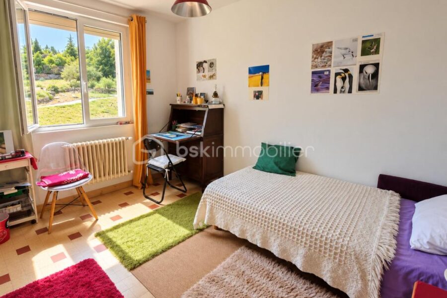 Maison à vendre à Vesseaux — Vue nature — photo 10