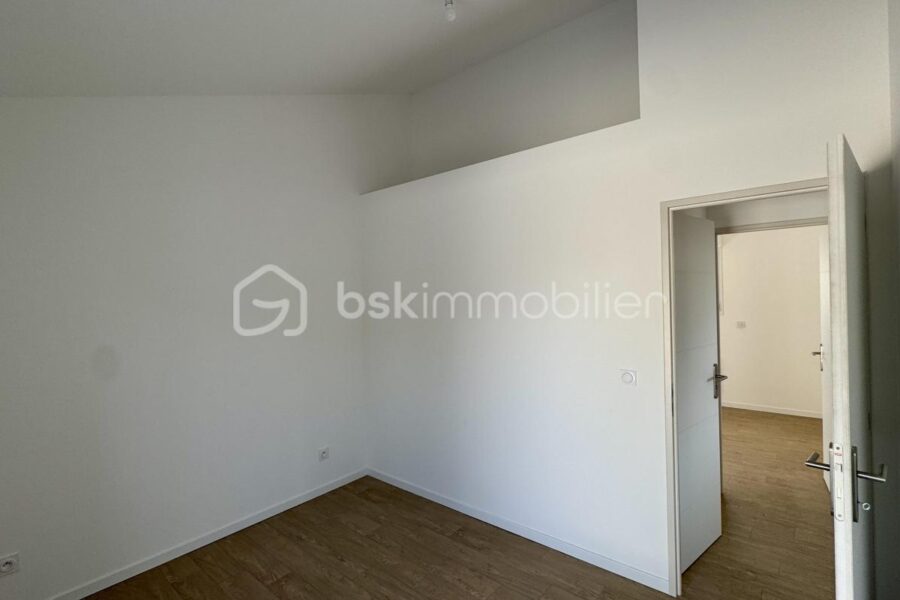 Appartement à vendre à Rognac — Vue mer — photo 10