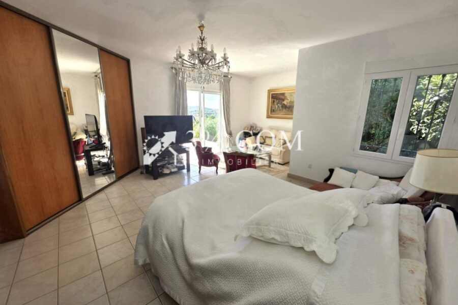 Maison à vendre à Saint raphael — Vue mer — photo 10