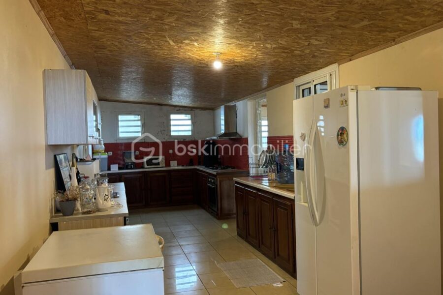 Maison à vendre à Saint benoit — Vue mer — photo 11