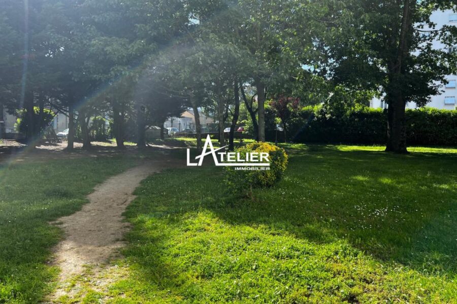 Appartement à vendre à Nantes — Vue sur la ville — photo 10