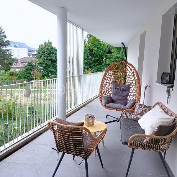 Appartement à vendre à Voiron — Vue montagne — photo 1