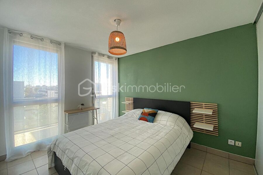 Appartement à vendre à Bordeaux — Vue sur la ville — photo 11