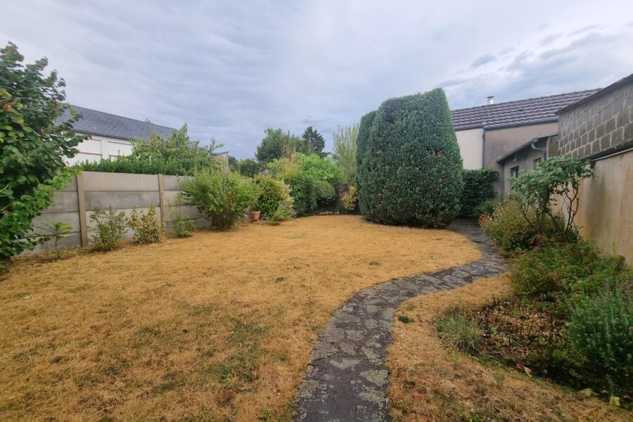 Maison à vendre à Orléans — Vue sur la ville — photo 18
