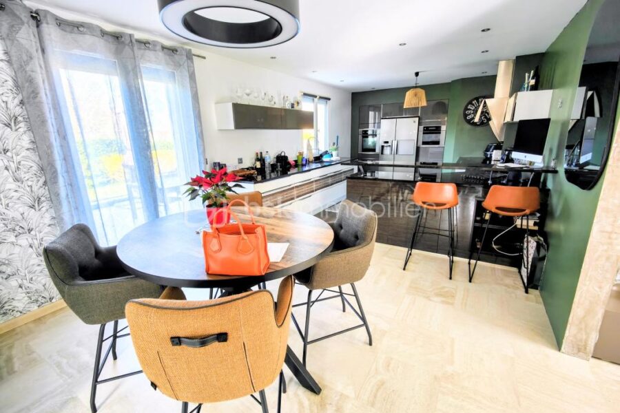 Maison à vendre à Jouars pontchartrain — Vue parc & jardin — photo 11