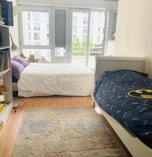 Appartement à vendre à Paris 14e arrondissement — Vue sur la ville — photo 11