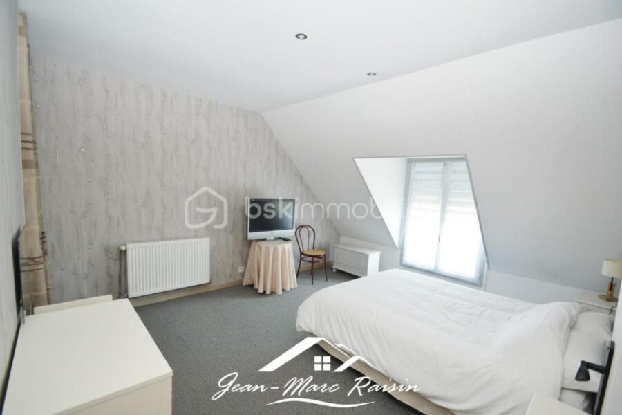Maison à vendre à Conde sainte libiaire — Vue lac — photo 11