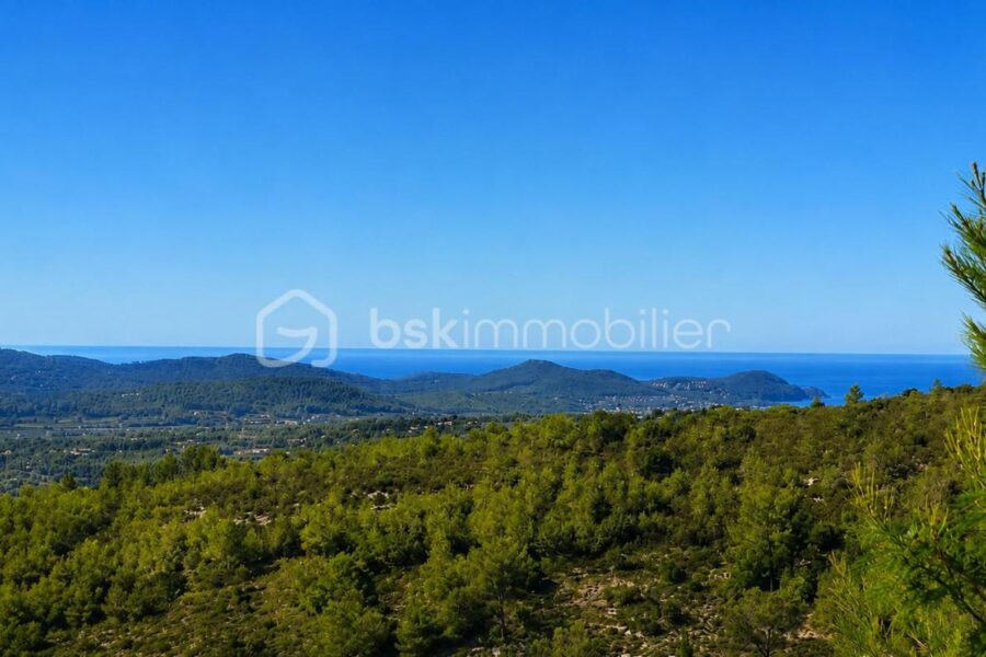 Maison à vendre à Le castellet — Vue mer — photo 1