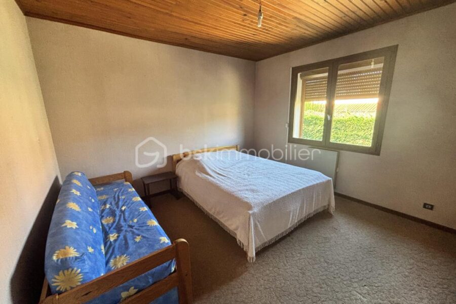 Maison à vendre à Vinca — Vue montagne — photo 11