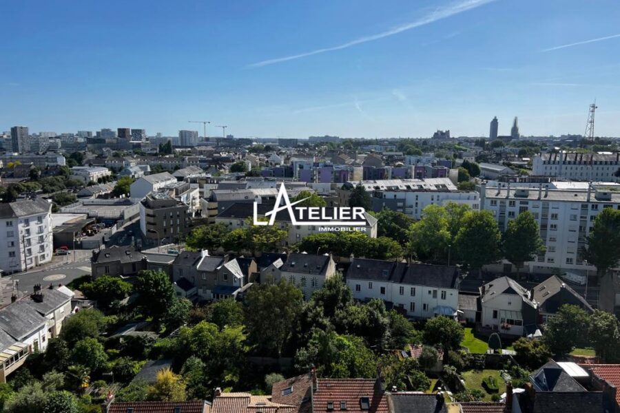 Appartement à vendre à Nantes — Vue sur la ville — photo 11