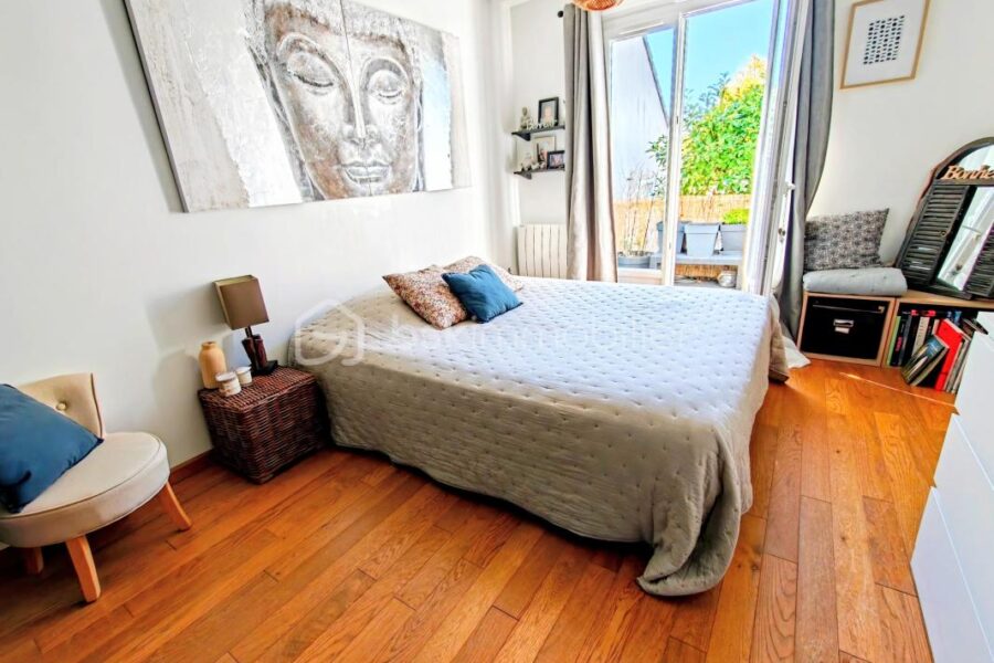 Maison à vendre à Epone — Vue parc & jardin — photo 11