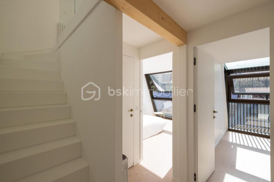 Maison à vendre à Paris 14e arrondissement — Vue sur la ville — photo 12