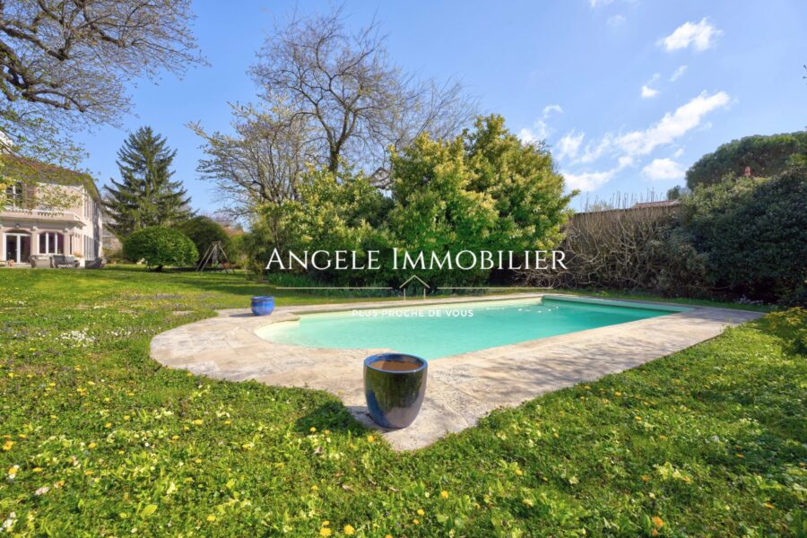 Maison à vendre à Écully — Vue parc & jardin — photo 7