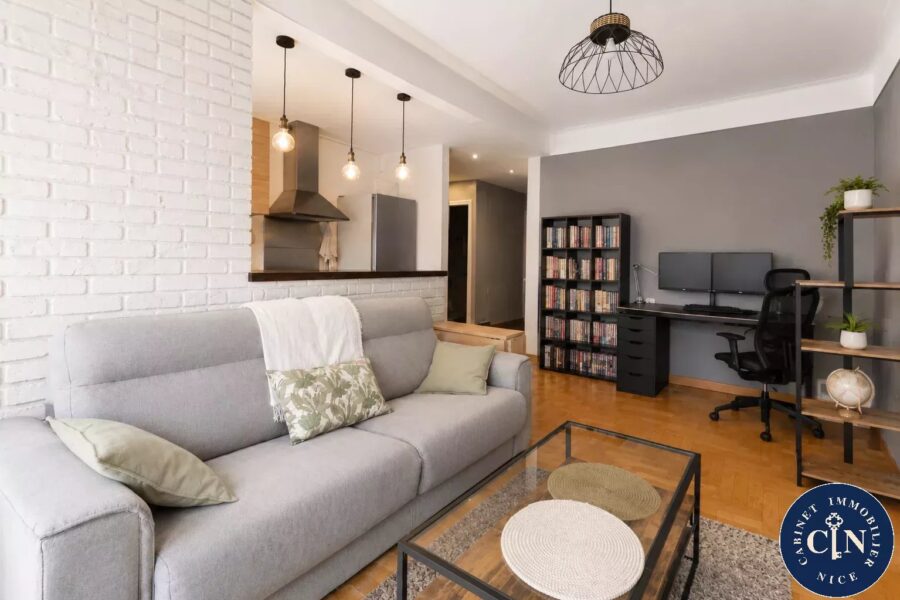Appartement à vendre à Nice — Vue sur la ville — photo 3