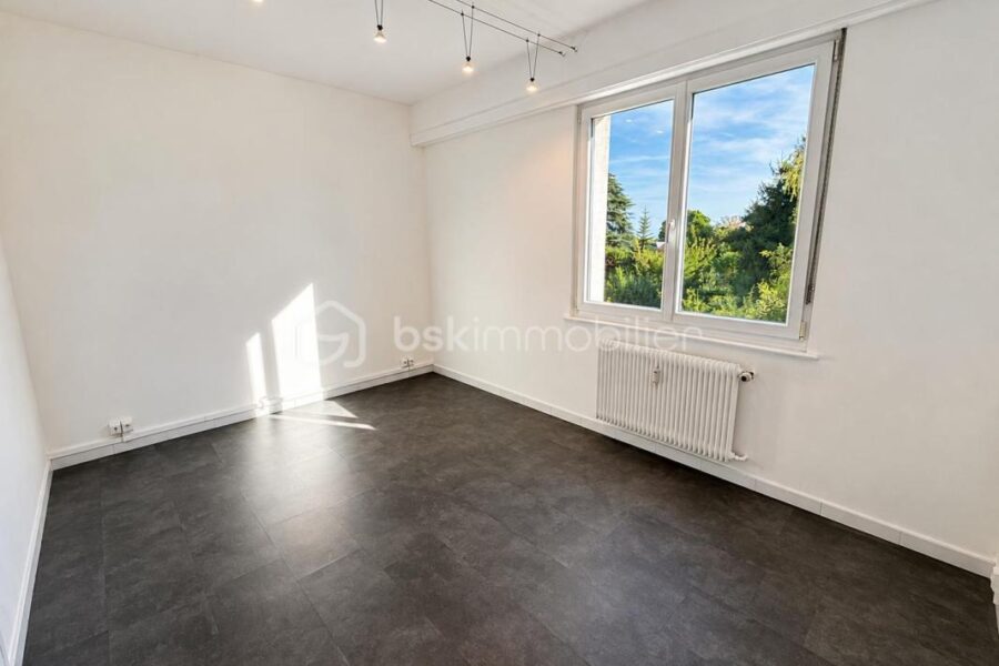 Appartement à vendre à Mulhouse — Vue parc & jardin — photo 12
