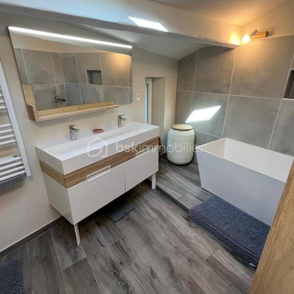 Maison à louer à Grans — Vue dégagée — photo 12
