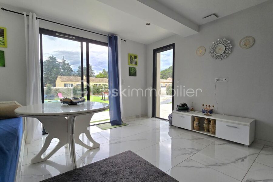 Maison à vendre à Bagnols sur ceze — Vue nature — photo 12