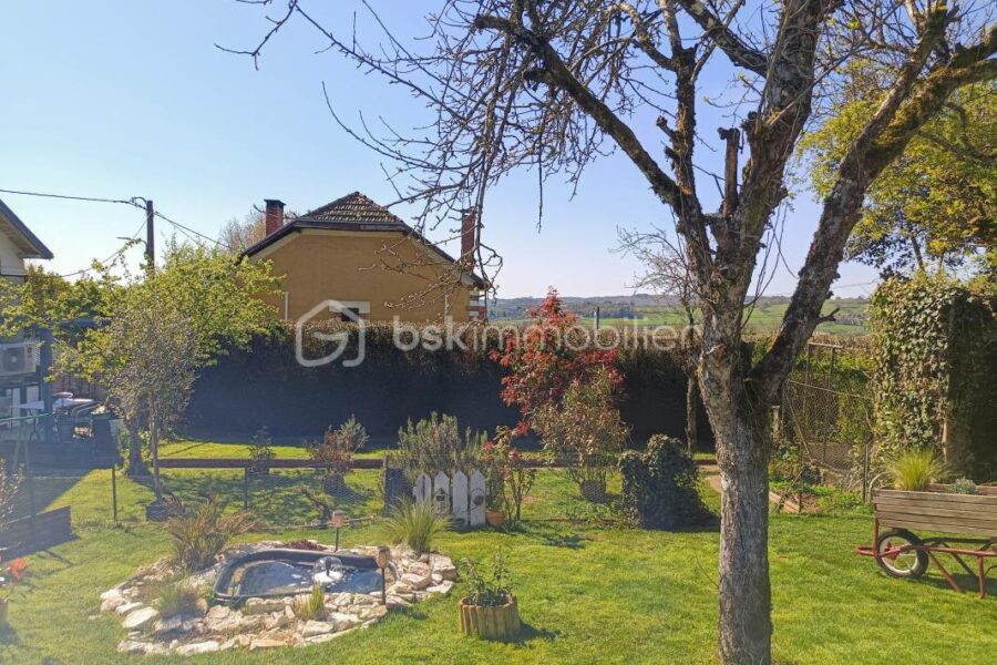 Maison à vendre à Genis — Vue nature — photo 12
