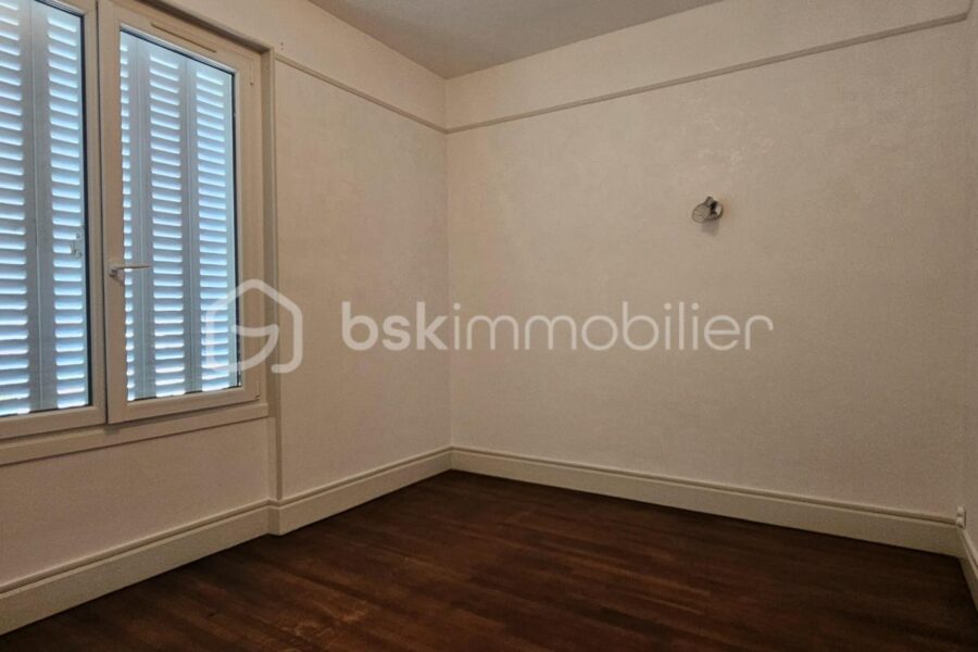 Appartement à vendre à Vichy — Vue sur la ville — photo 13