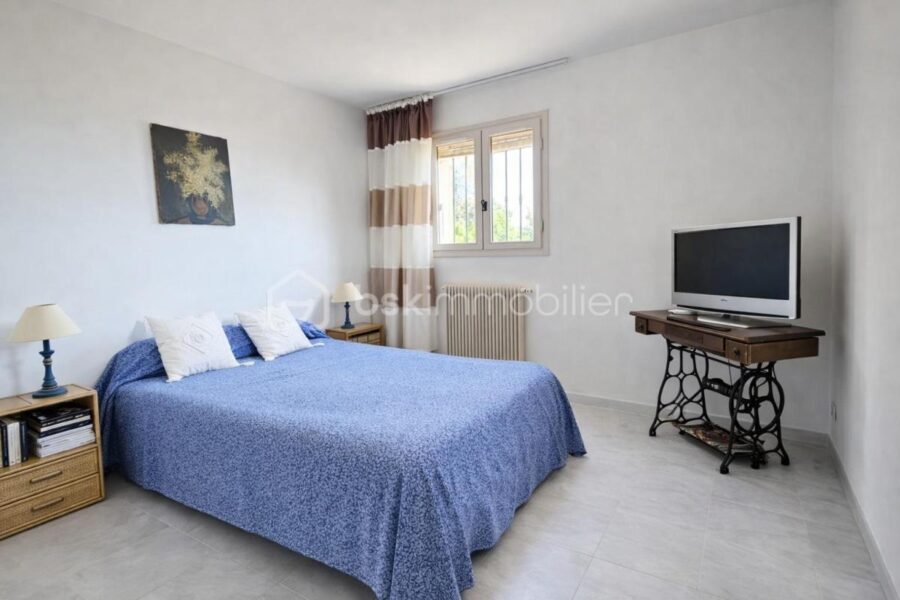 Maison à vendre à Fréjus — Vue sur la ville — photo 13