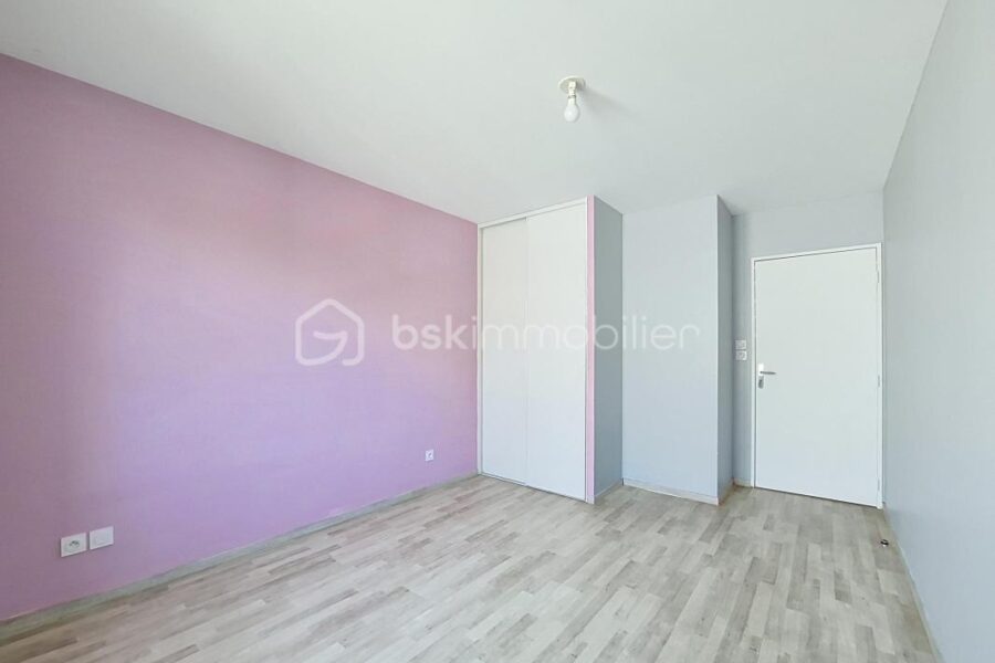 Appartement à vendre à Vénissieux — Vue sur la ville — photo 13