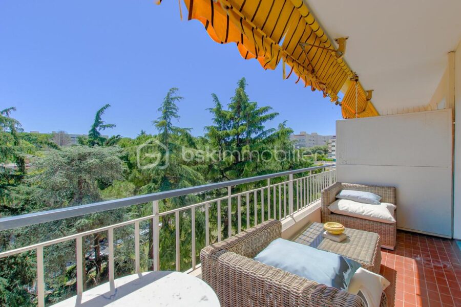 Appartement à vendre à Antibes — Vue parc & jardin — photo 13