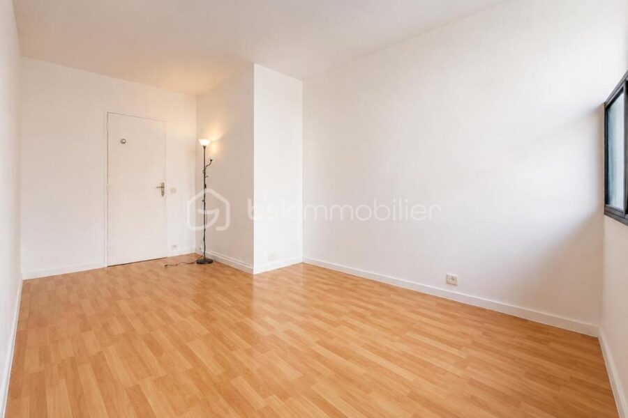 Appartement à vendre à Bobigny — Vue sur la ville — photo 14