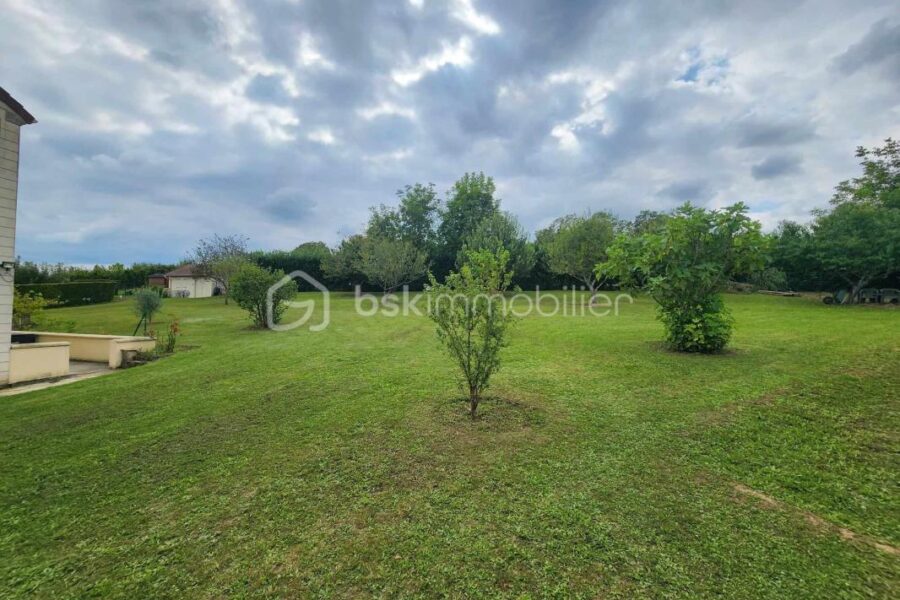 Maison à vendre à Courtois sur yonne — Vue nature — photo 14